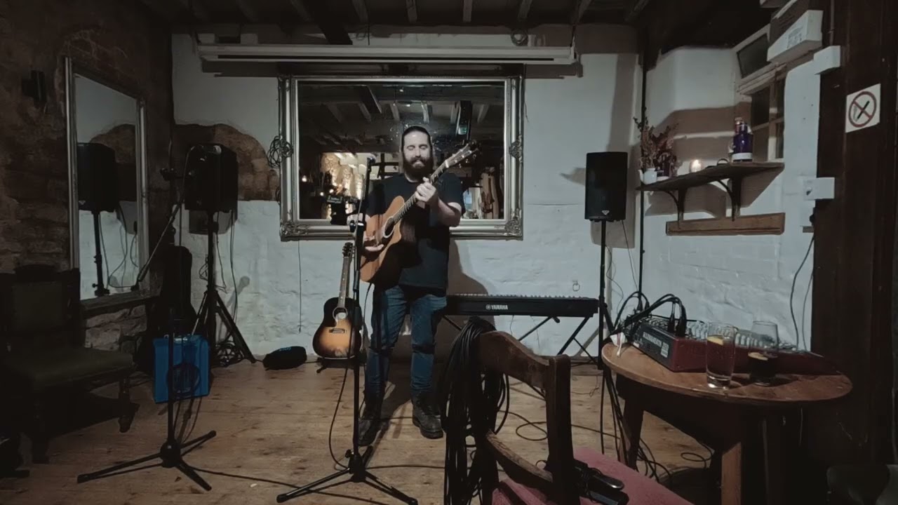Adam The Greek - Wife In The Last Train (The Vultures) Althorpe Coaching Inn  03/02/26