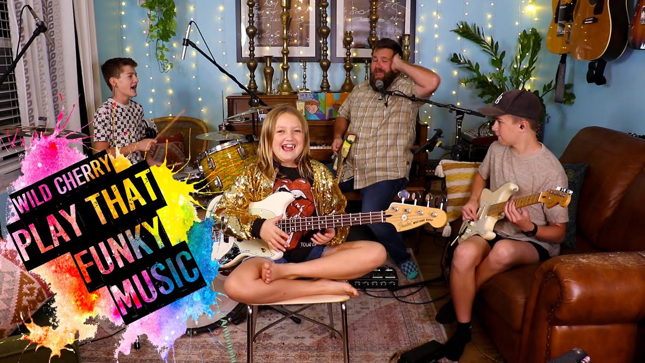 Colt Clark and the Quarantine Kids play 