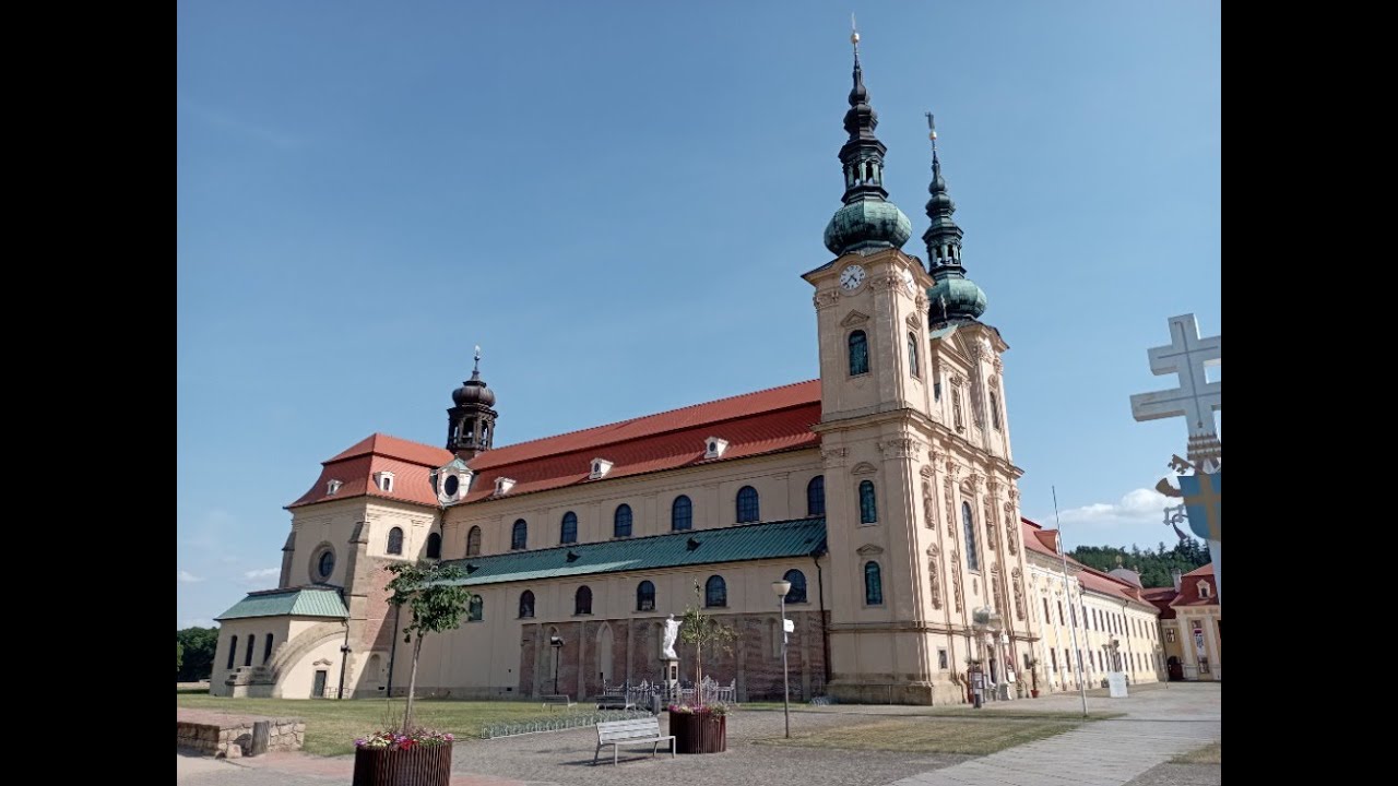 Velehrad (CZ) zvony/bells - bazilika Nanebevzetí Panny Marie sv. Cyrila a Metoděje - nedělní zvonění