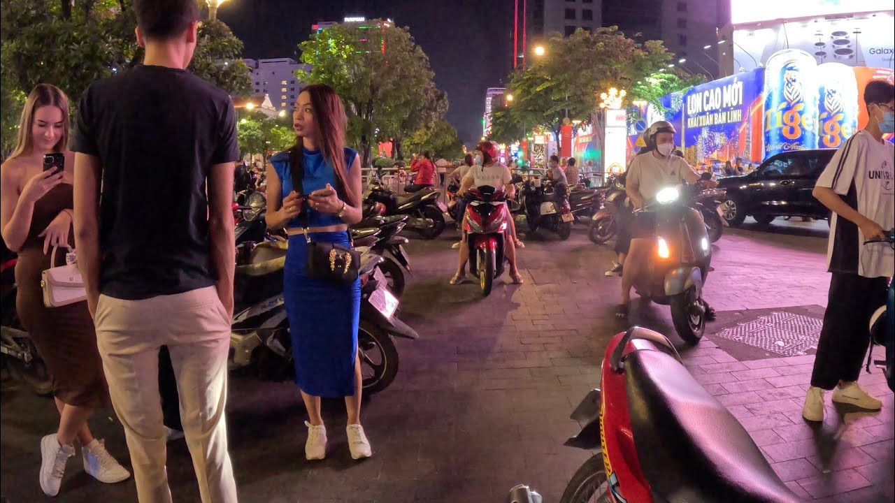 Vietnam Travel🎋District 1 Saigon Riverside Night Ride Traffic #asia #vietnam #travel #tourism #rider