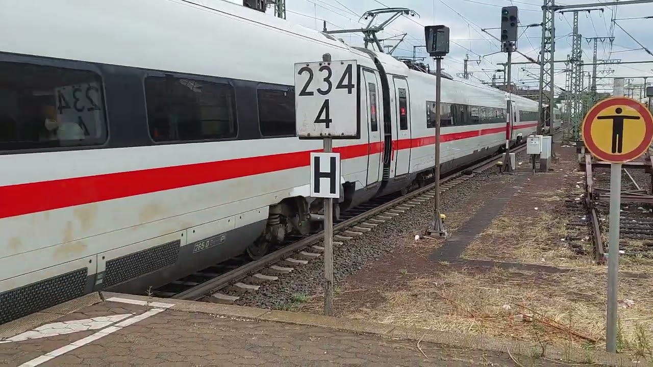 Abfahrt ICE 4 als ICE 373 nach Interlaken (Ost) am Bahnhof Fulda