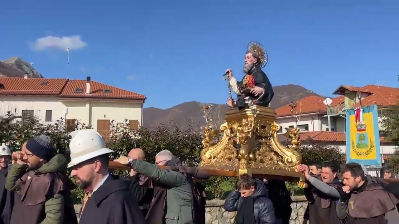 Agerola (NA) - La processione con la statua di Sant’Antonio abate (17.01.26)