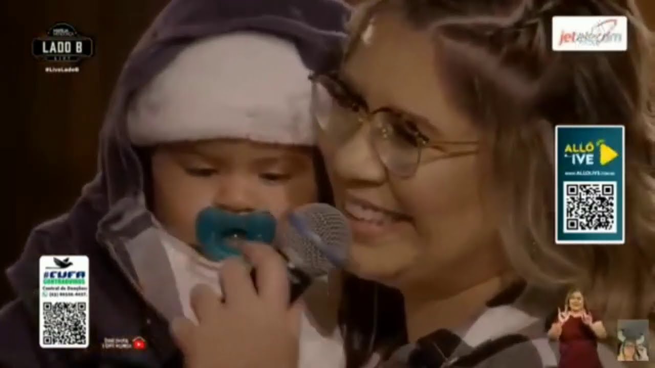 Live Marília Mendonça - Emocionada com seu filho e familiares