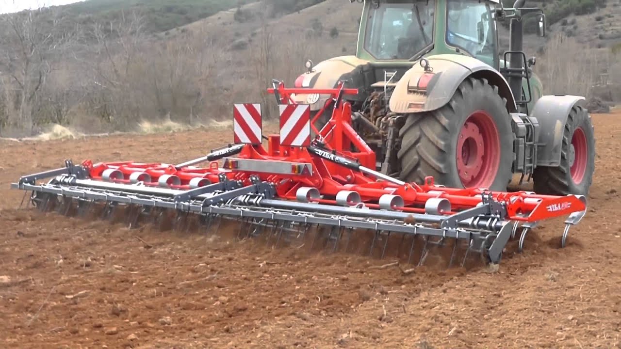 Cultivador VILA VF-VER-36 con rodillo y rastra de 7 metros