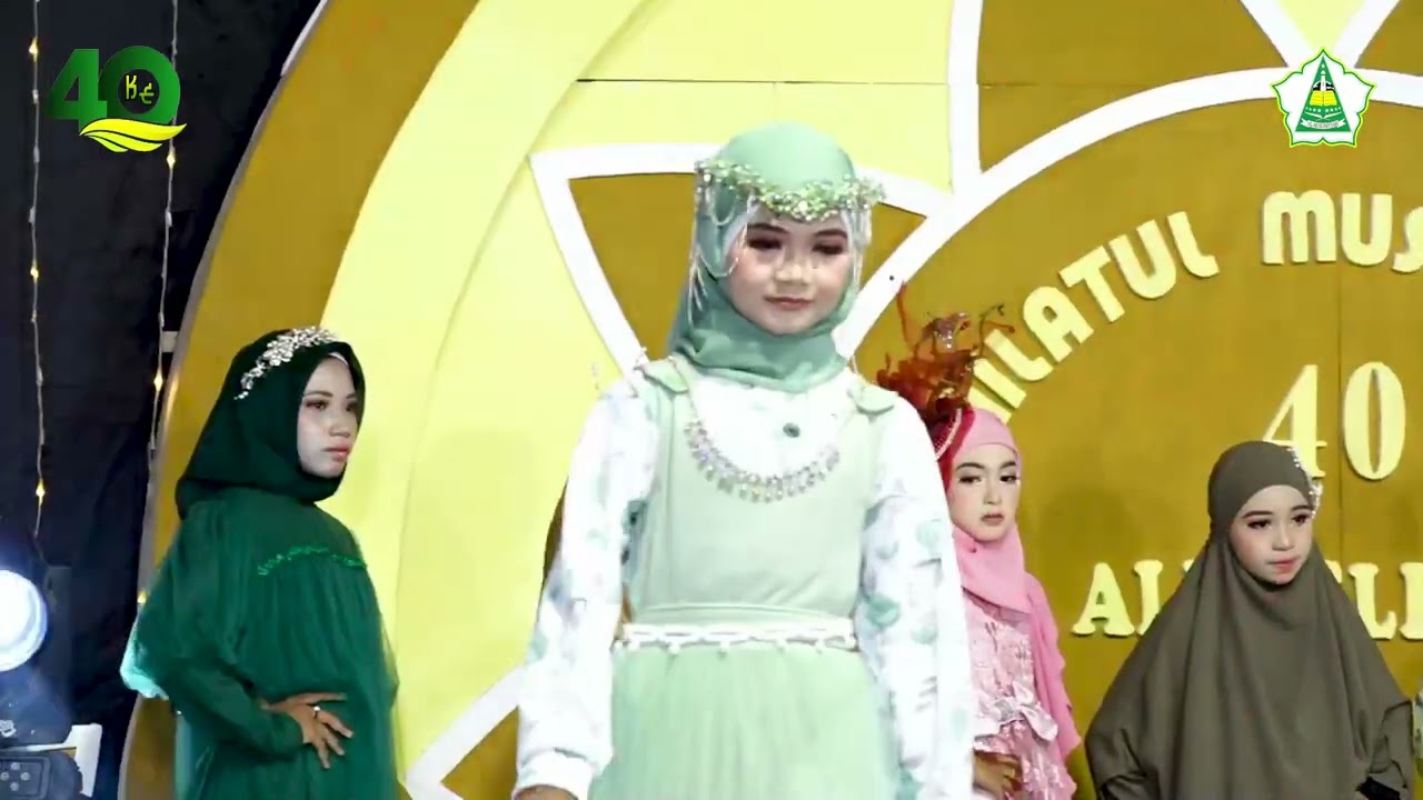 Fashion show ll HAFLATUL IMTIHAN KE 40 MD AL-MUSLIMIYAH