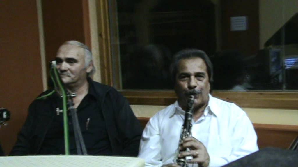 Νυστάξαν τα ματάκια-Δεν είναι κανα χριστιανός