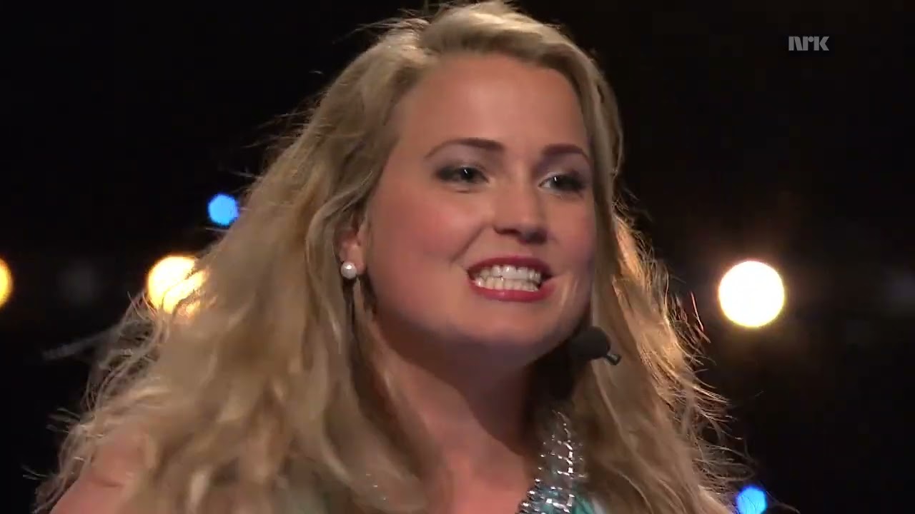 Helene Bøksle, Marie Klåpbakken - Jeg synger for livet - (Snip of Sofia Karlsson Cover) - 2014