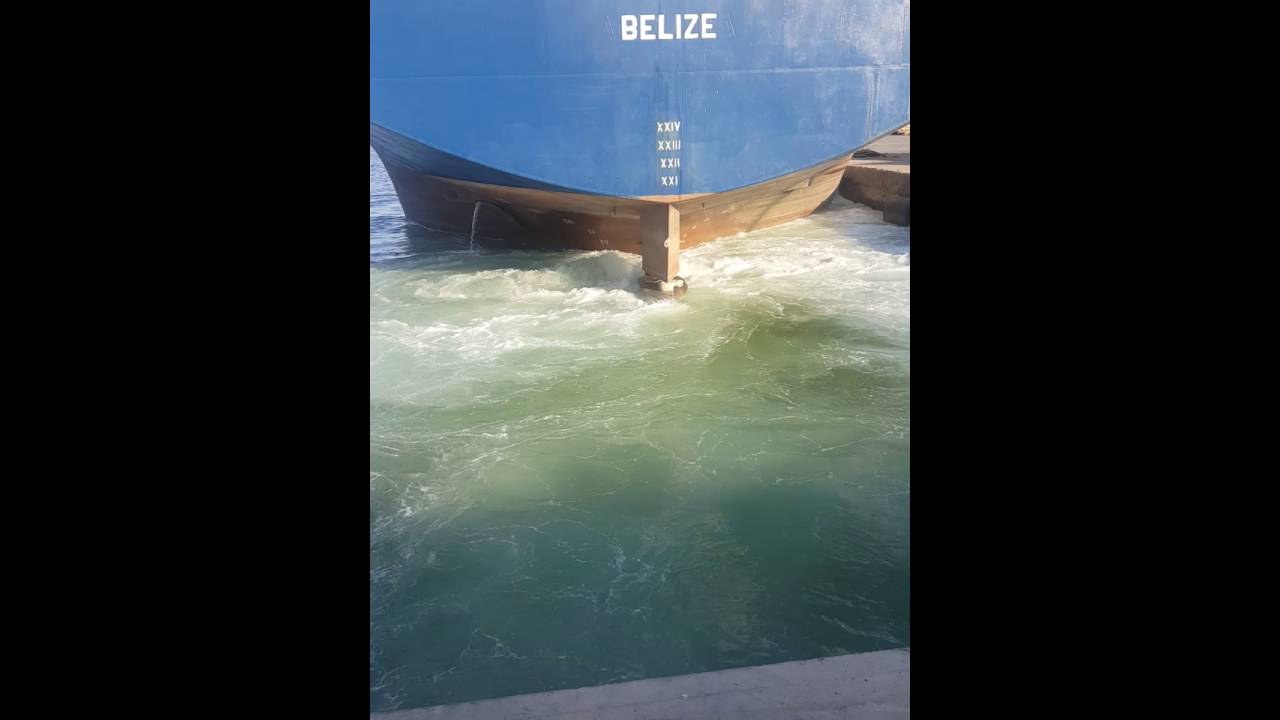 Puissance d'une hélice de navire marchands
