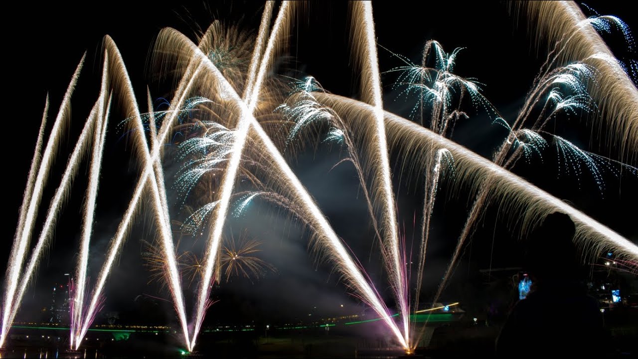 2023 Australia Day 🇦🇺 Eve firework @Elder Park, Adelaide SA.