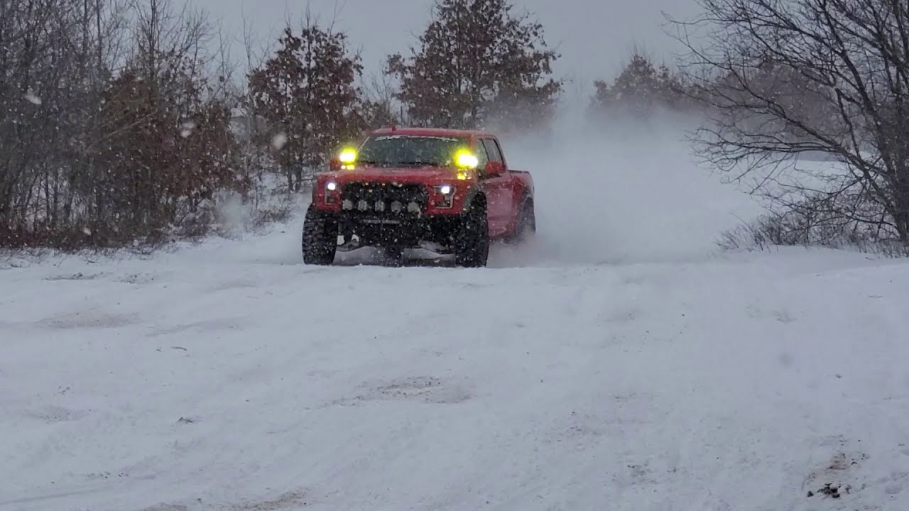 SVC Mid-Travel Raptor vs TRX through snowy whoops