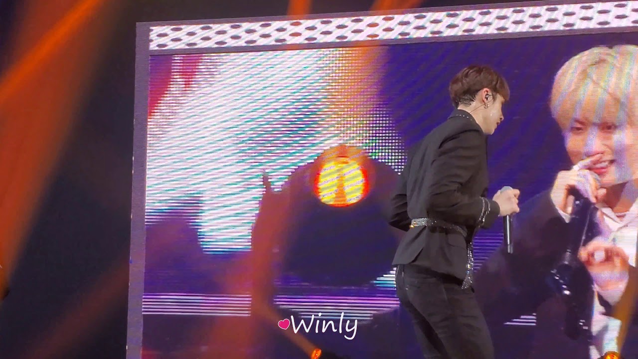 (4K) Stray Kids (스트레이 키즈) Awkward Silence (Front Row) - District 9: Unlock Tour Dallas