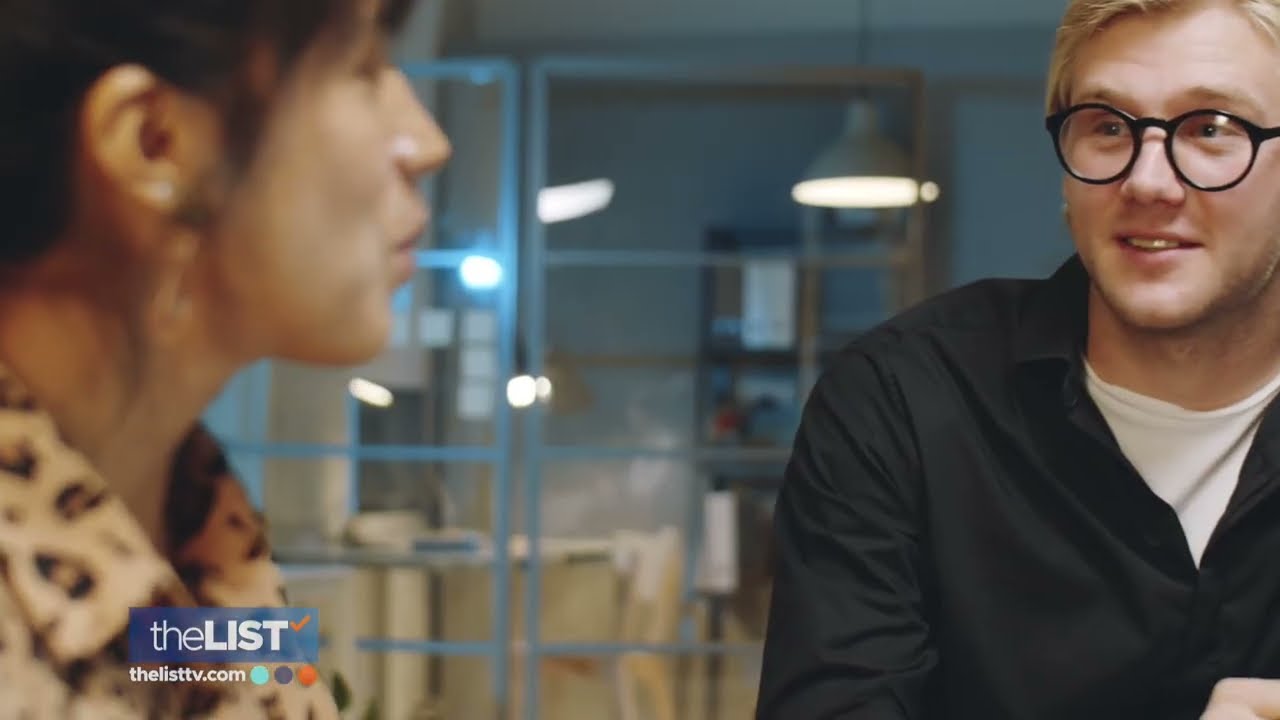 How to Deal with Workplace Romance