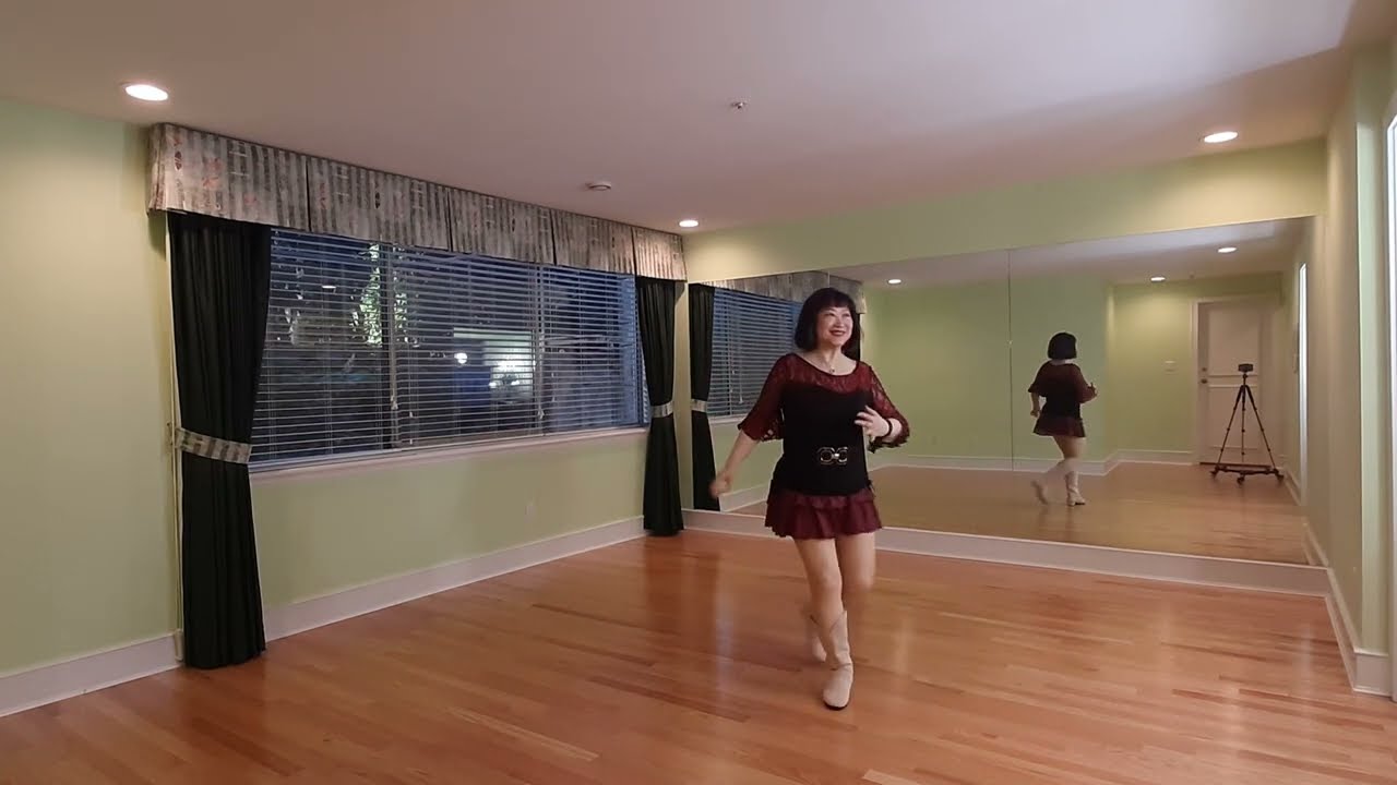 A Summer Breeze - Line Dancing Demo & Count