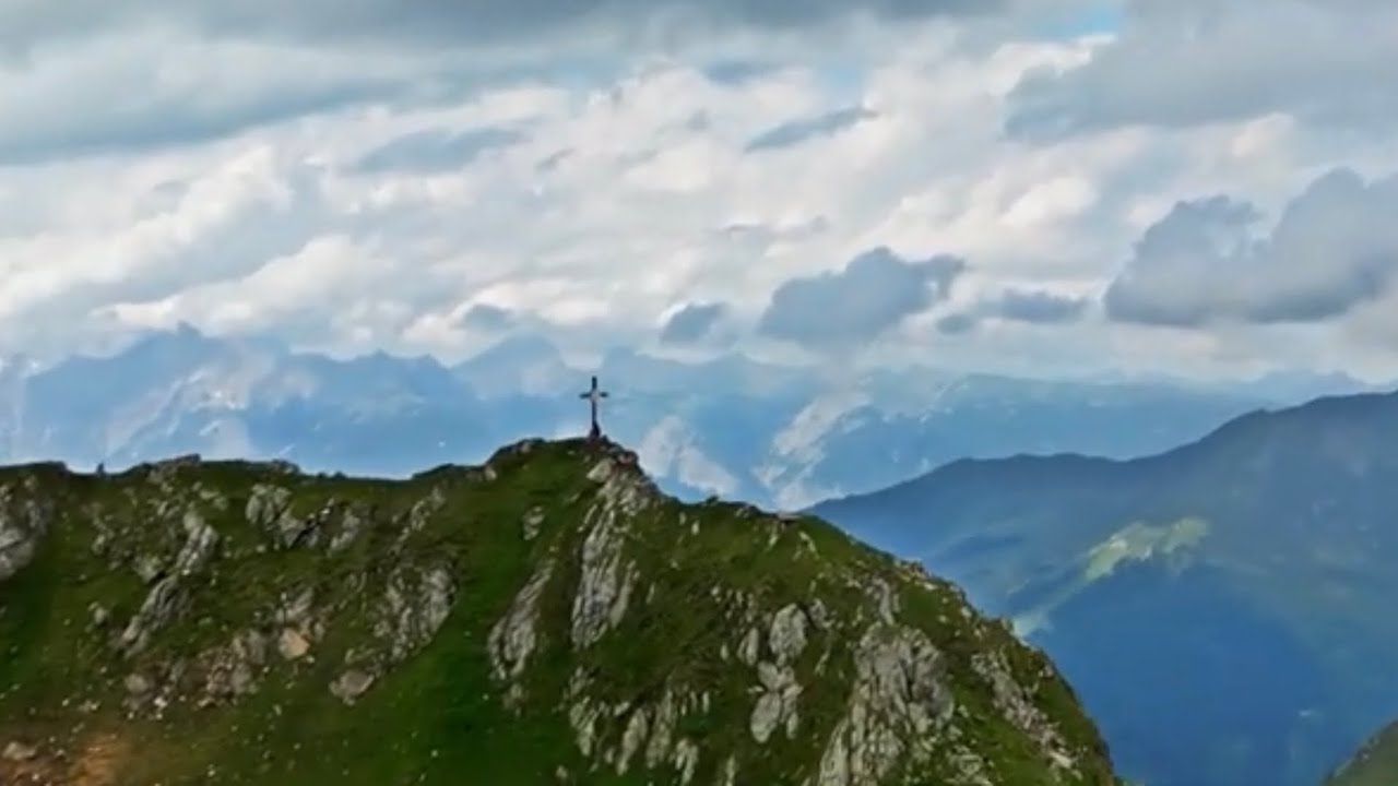 Zwischen Marchkopf und Kraxentrager (gefilmt mit DJI Mini3 pro und DJI Avata2