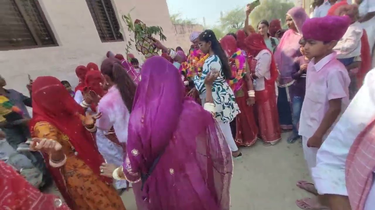 आज घर पर बा ओर मा का स्वागत 