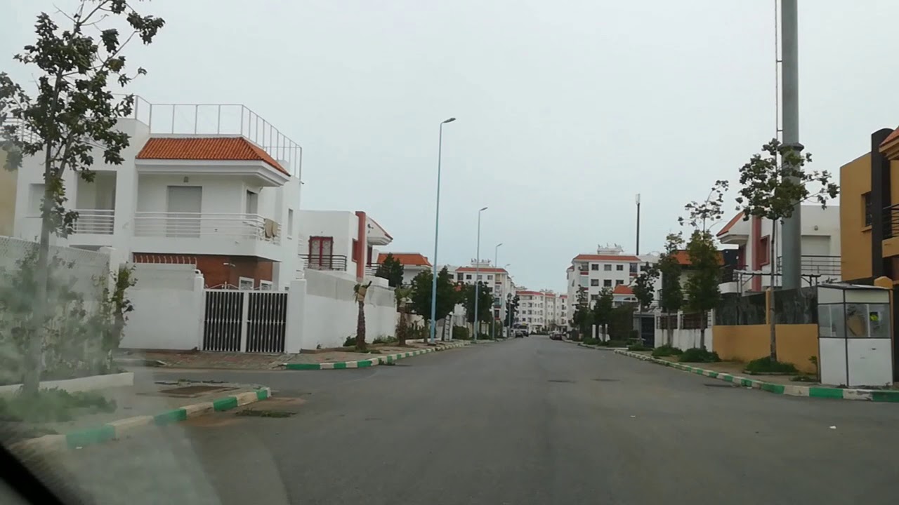 خطر يهدد ساكنة فضاءات السعادة بالدورة شوف الفيديو للآخر.