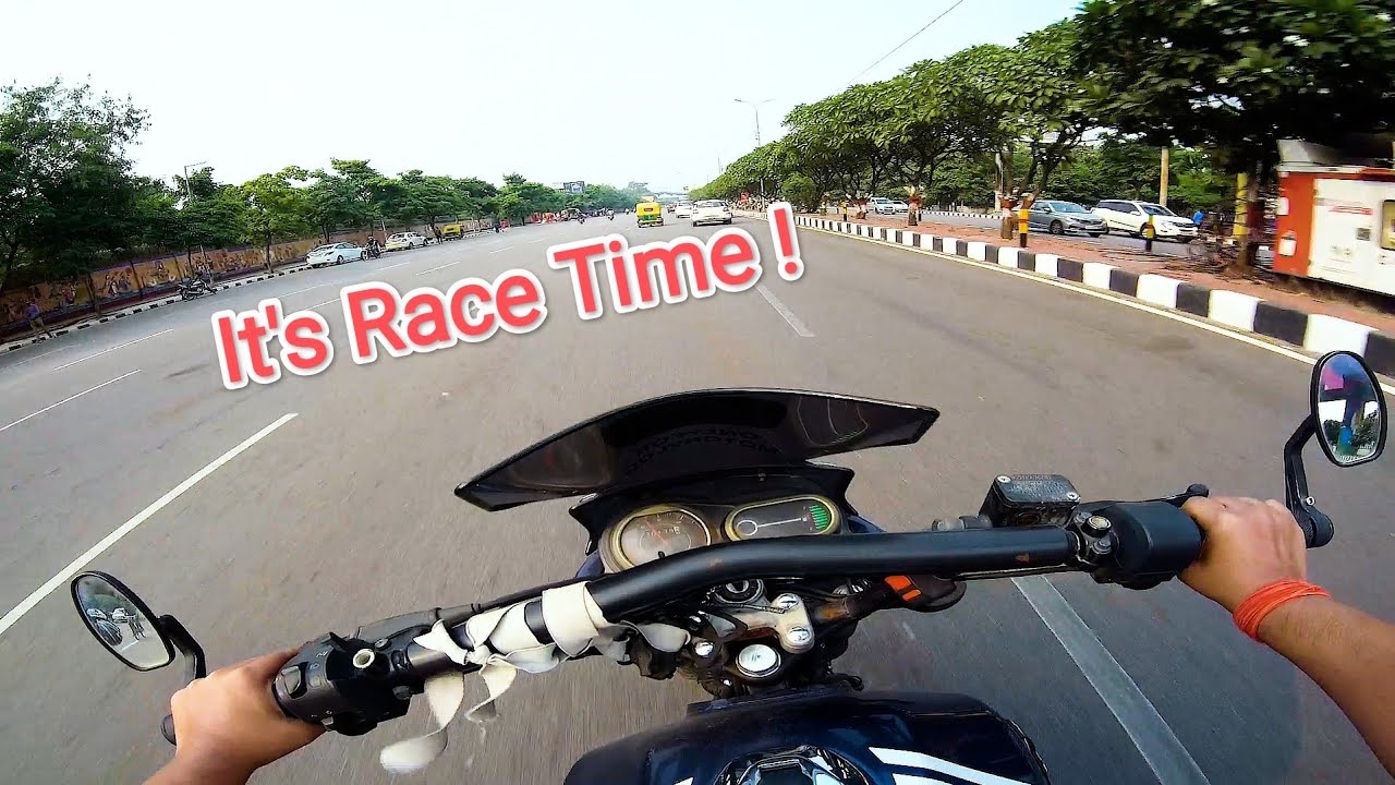 Racing with Bajaj v15 !