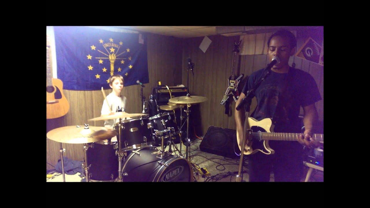 Pushing me back   Antwon Thompson