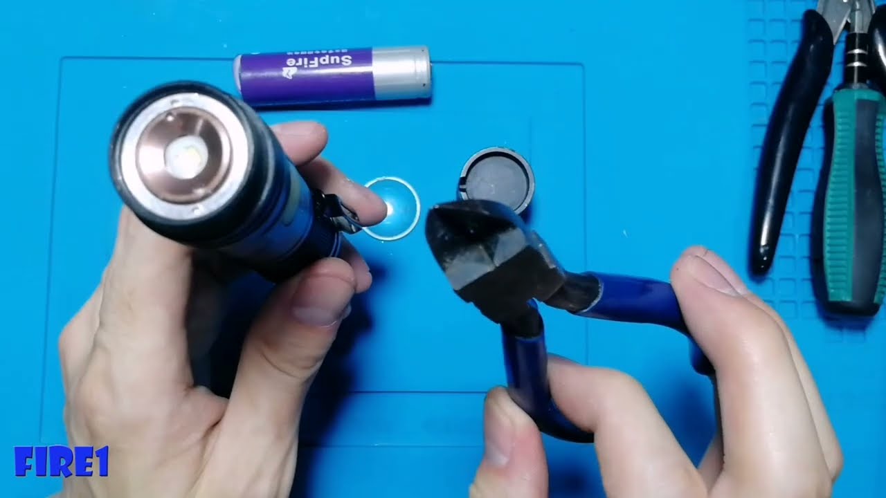 强光手电突然变成弱光，拆开维修下，LED寿命长但不能忽略这个