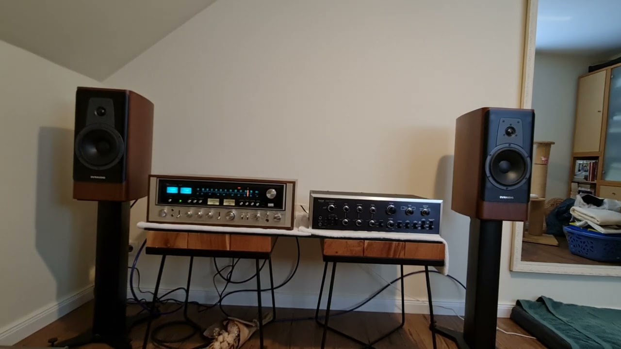 Sansui 9090 , Dynaudio Contour 20i