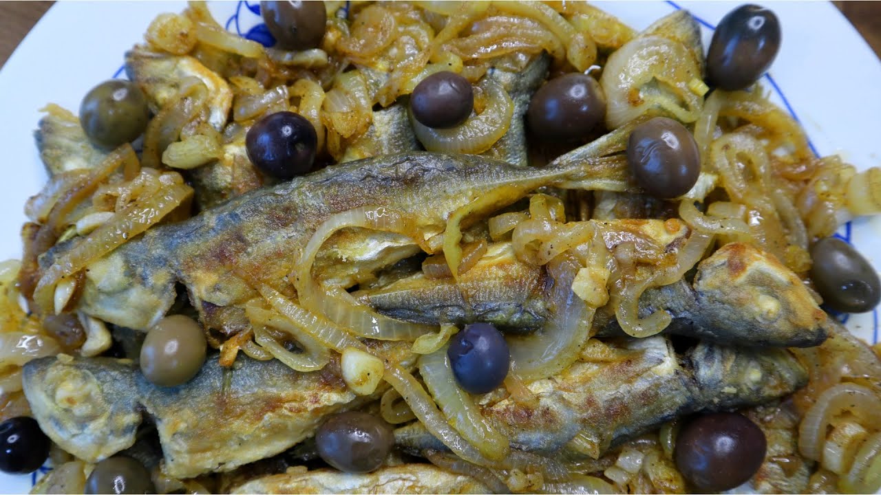 Peixe frito ao molho escabeche