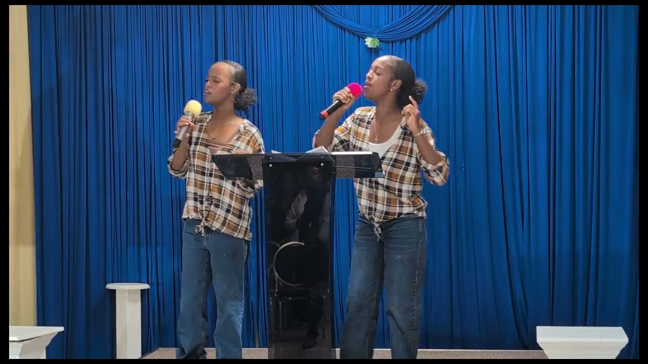 Worship time 🙏😄