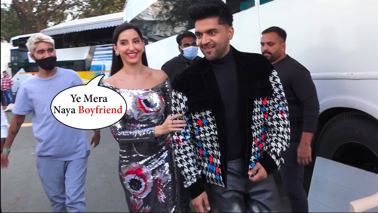 Nora Fatehi Making Fun Of Guru Randhawa Outside The Kapil Sharma Show Set |