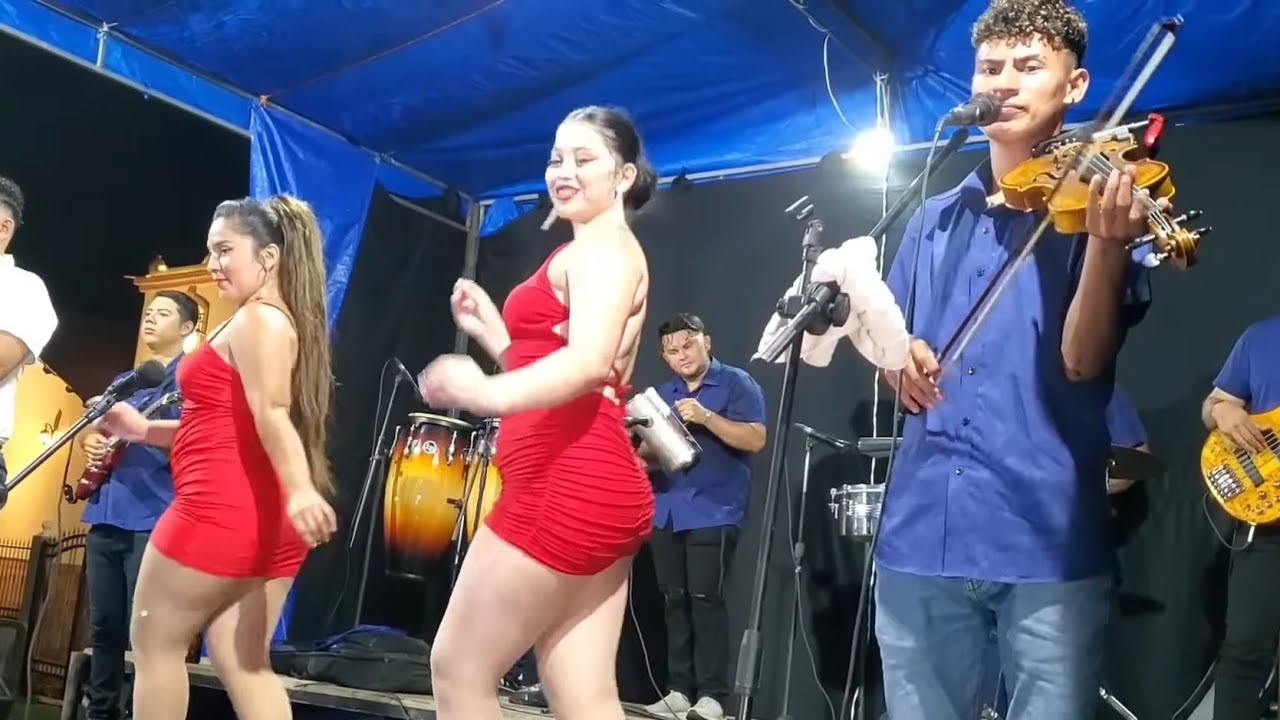 El Aguacero Para La Gente que le Gusta el Sabor Campirano en Vivo Ociel y su Chanchona
