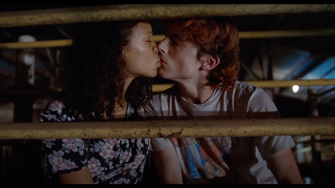 Clip: Taylor Russell and Timoth&eacute;e Chalamet in Bones and All
