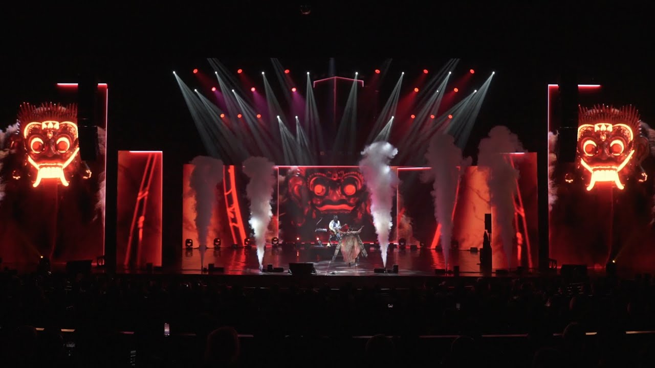 Alffy Rev (26th AMI Awards Performance) ft Novia Bachmid