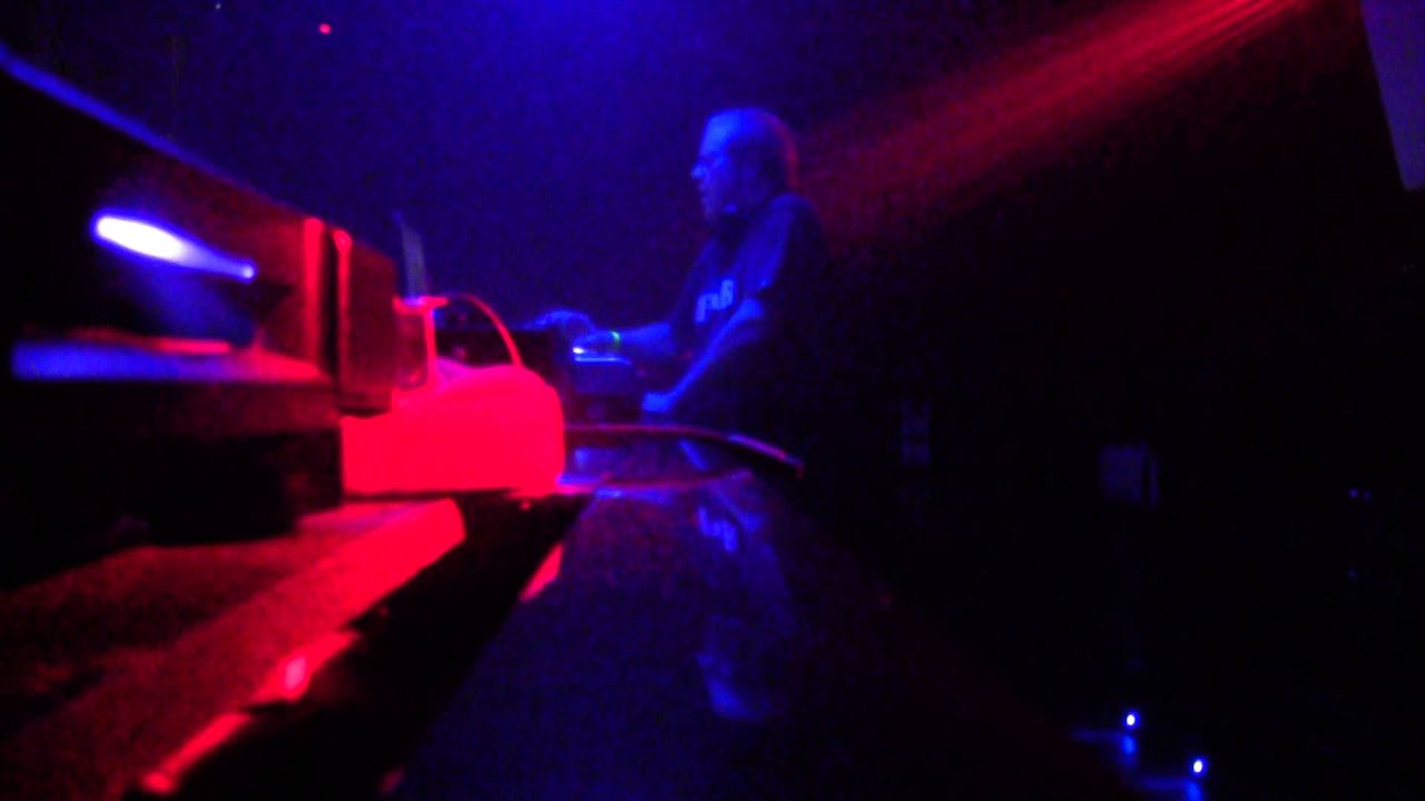 Nick Muir live @ Ministry Of Sound (29-11-2013) (2/3)