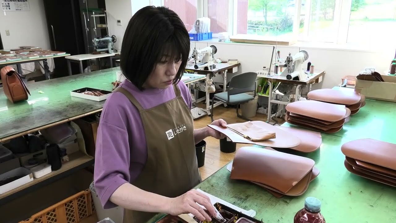 【鞄いたがき 鞍ショルダー制作 2026】