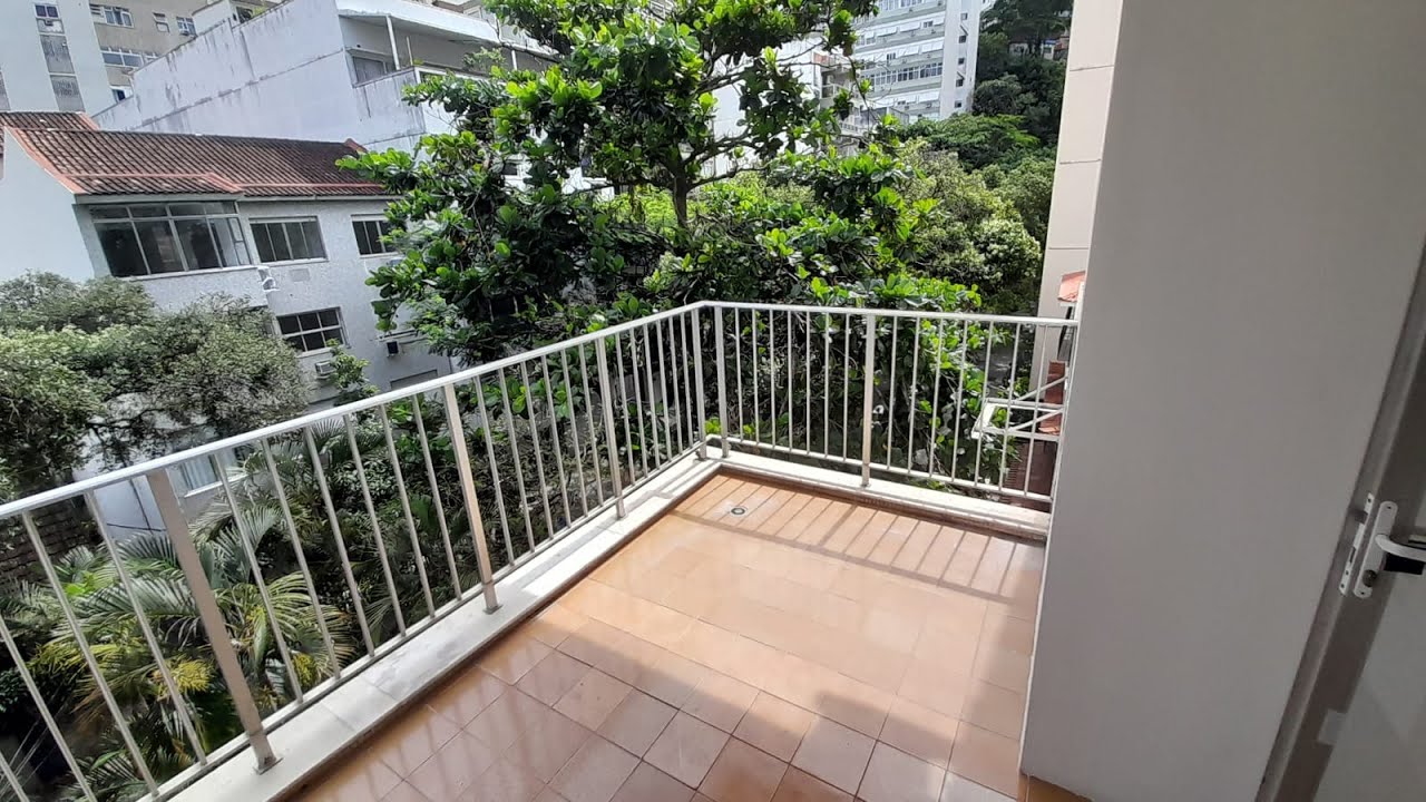 Apto 1 quarto e vaga em Ipanema à 3 quadras da praça General Osório