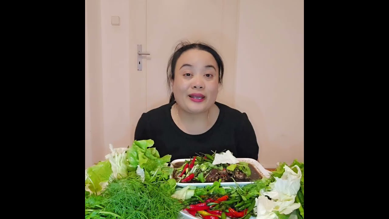 ลาบเนื้อก้อยเนื้อแชบๆนัว