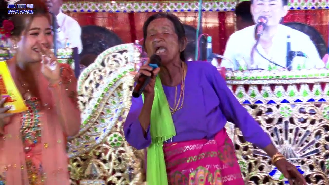 အလှူကြီးပေးရတာပျော်လွန်းလို့ မင်းသမီးဘိုမနဲ့ အတူဆိုအတူကနေတဲ့ အလှူအမကြီး ဆိုင်း ဇော်ဗိုလ်
