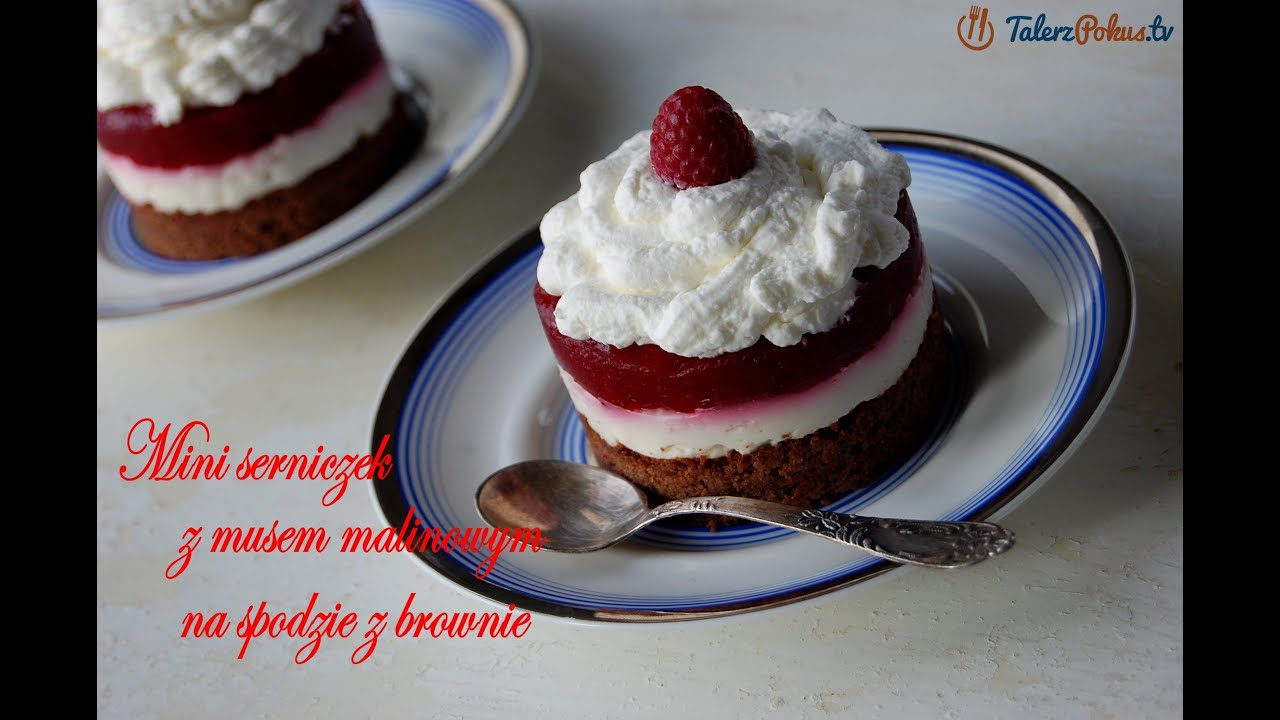Mini serniczek z musem malinowym na spodzie z brownie - TalerzPokus.tv