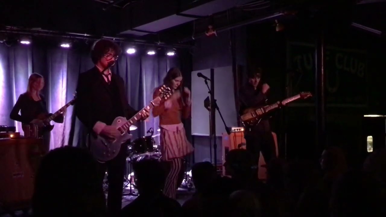 Bar Italia - Punkt #live #turfclub #stpaul #minnesota #recordlabel Matador #album Tracey Denim
