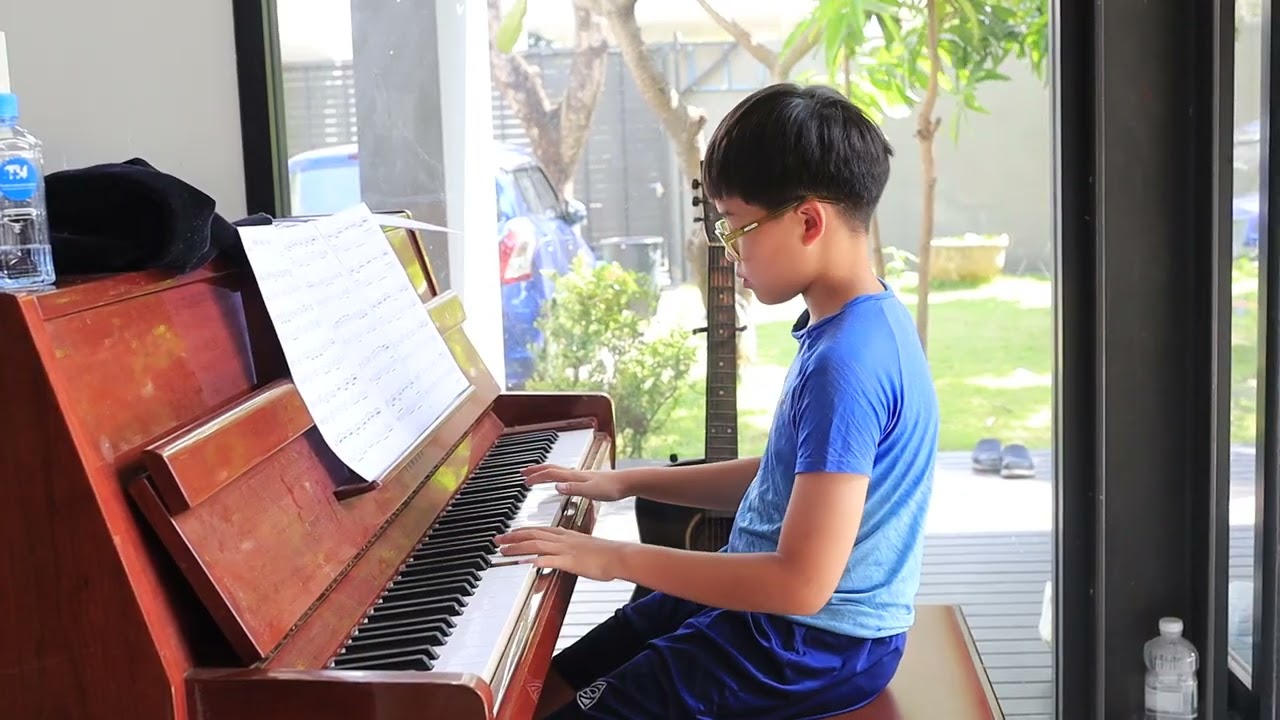ซ้อมเปียโน