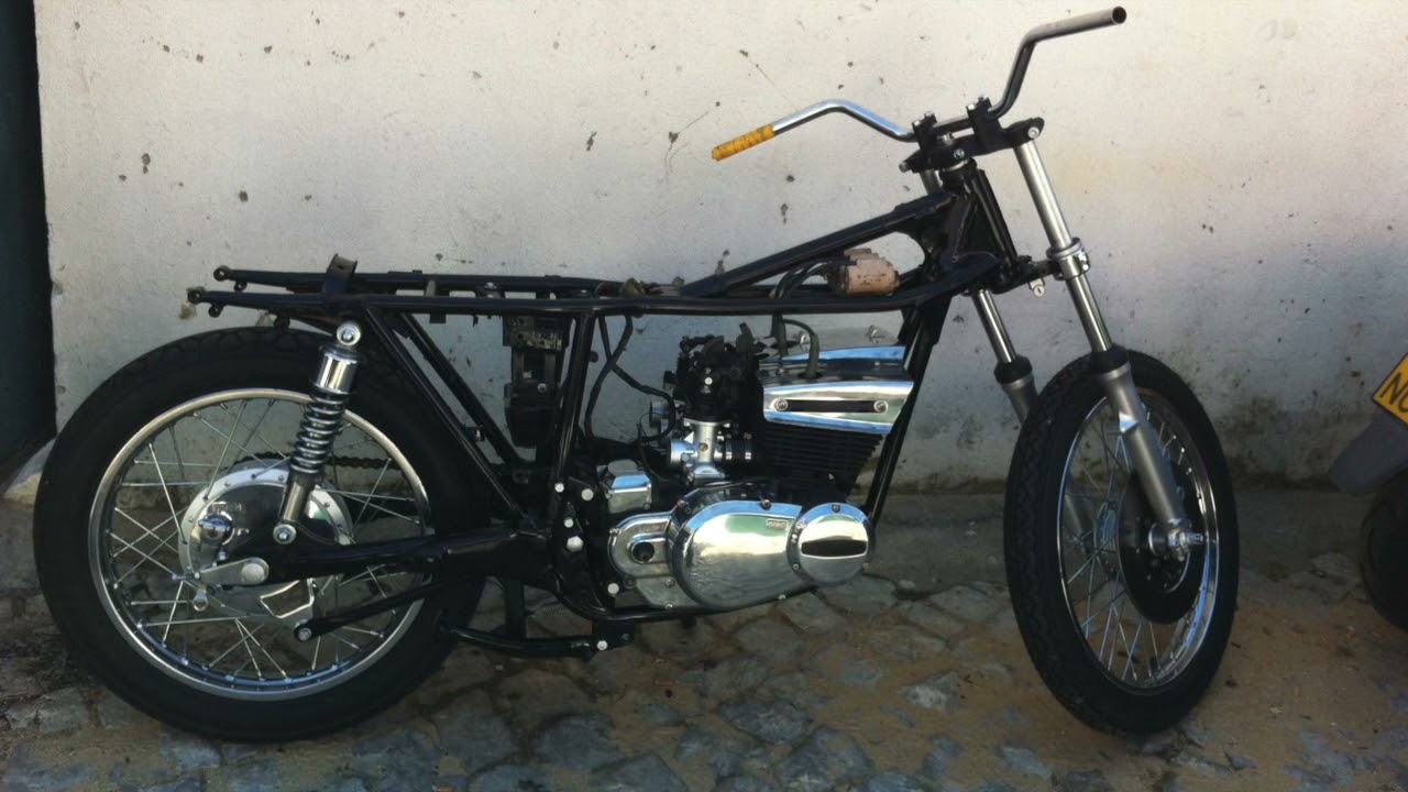 Suzuki GT 380 de 1974 restauro 😵