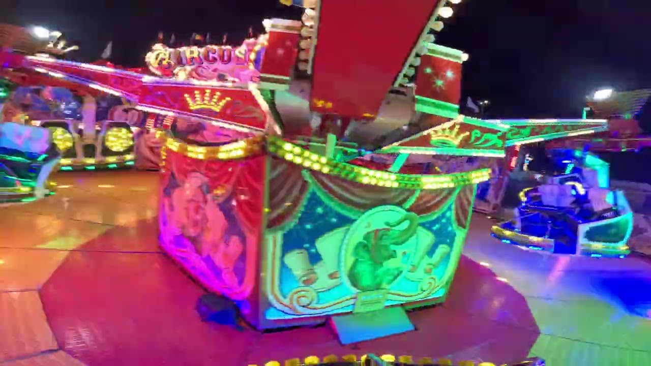 Hamburger Winterdom 2025 - karuzela Circus Circus (Gründler & Preuß) On Ride