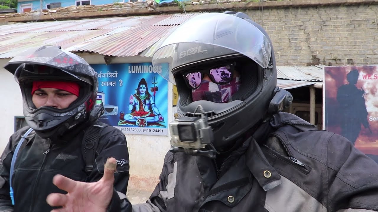 WHAT REALLY HAPPENDED IN KASHMIR ?