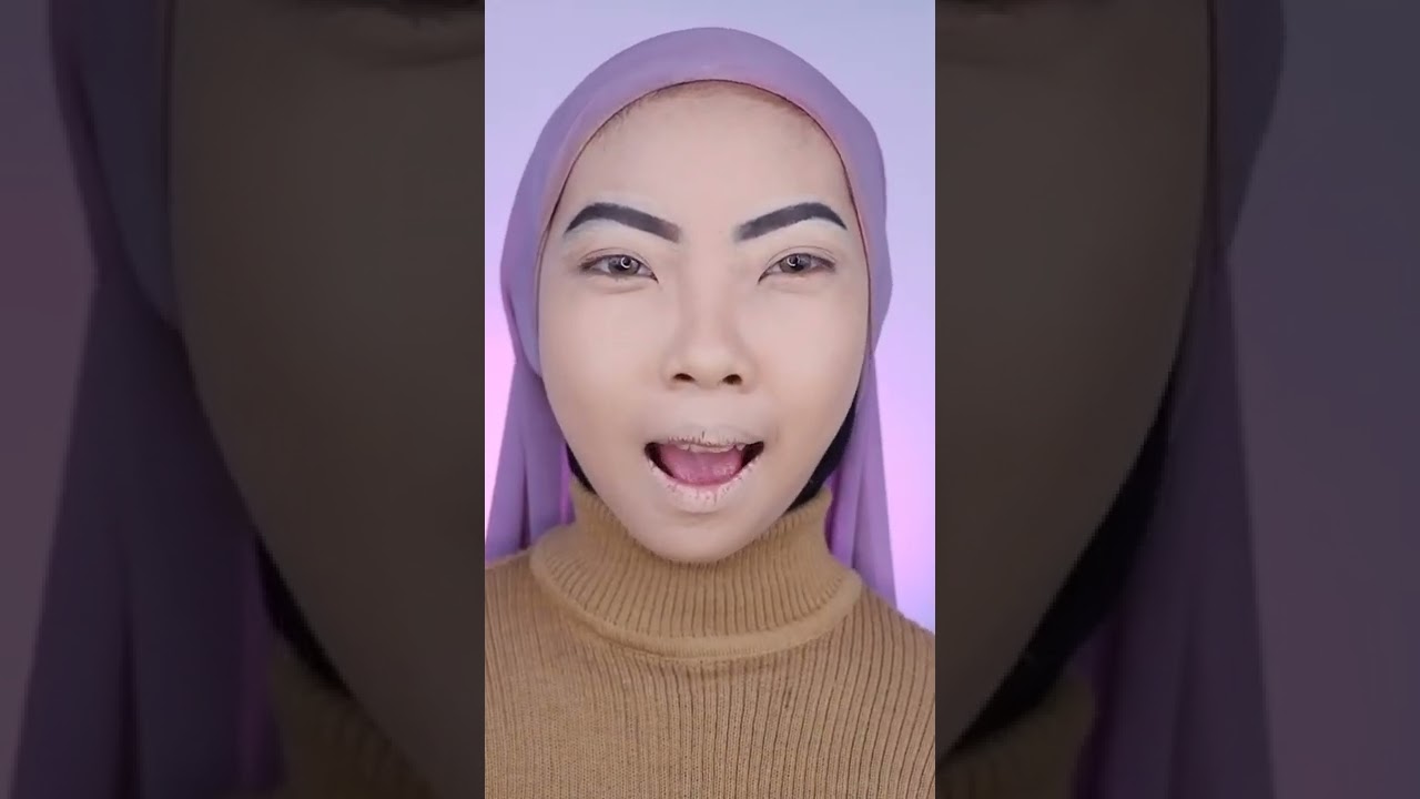 Ee ee ahhh ada yang lagi deketin aku