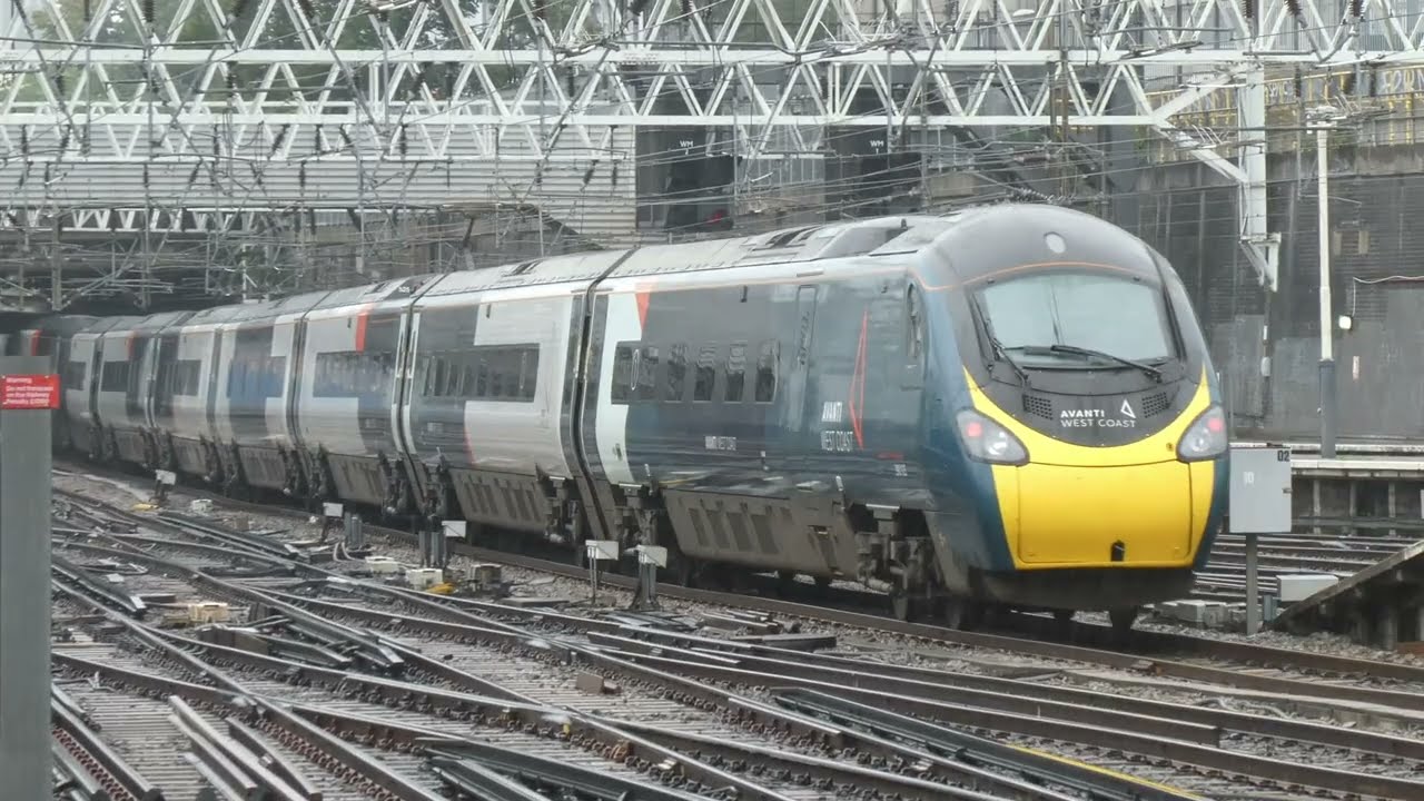 Boogies Trains at: London Euston - 24 July, 2025