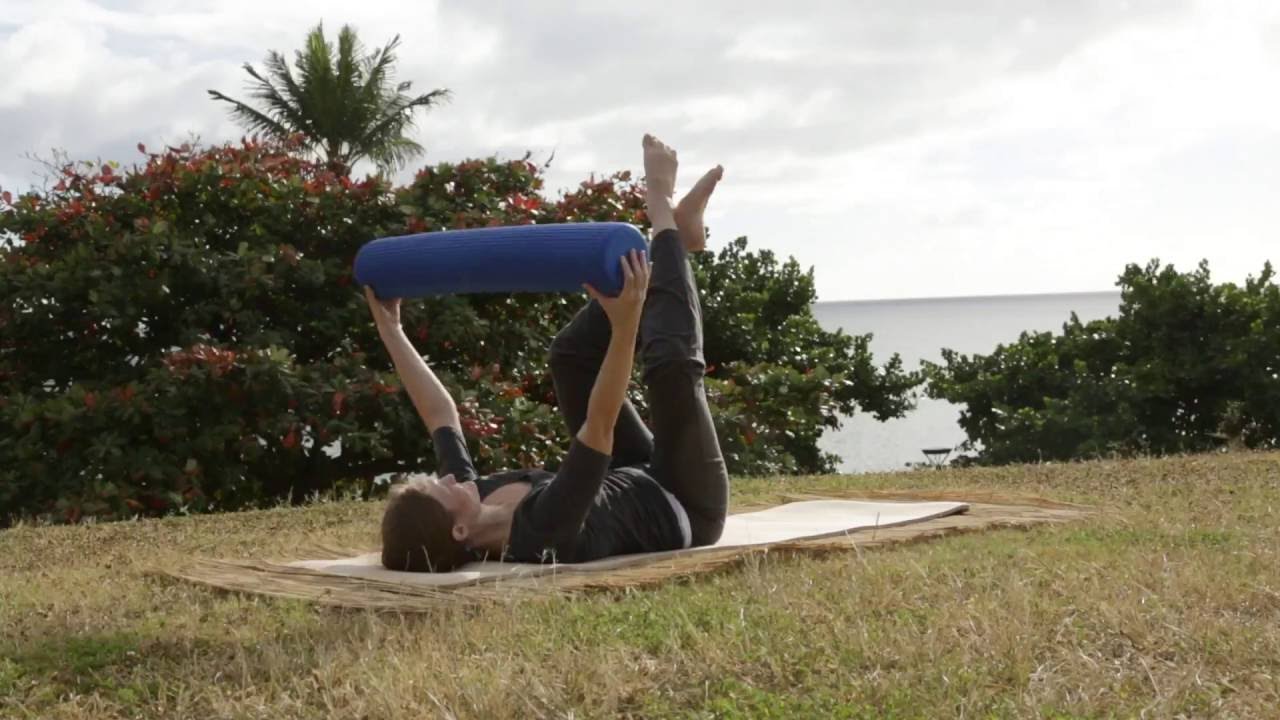 Foam Roller Exercises for Beginners - Help Abdominal and Back Strength (22 minutes)