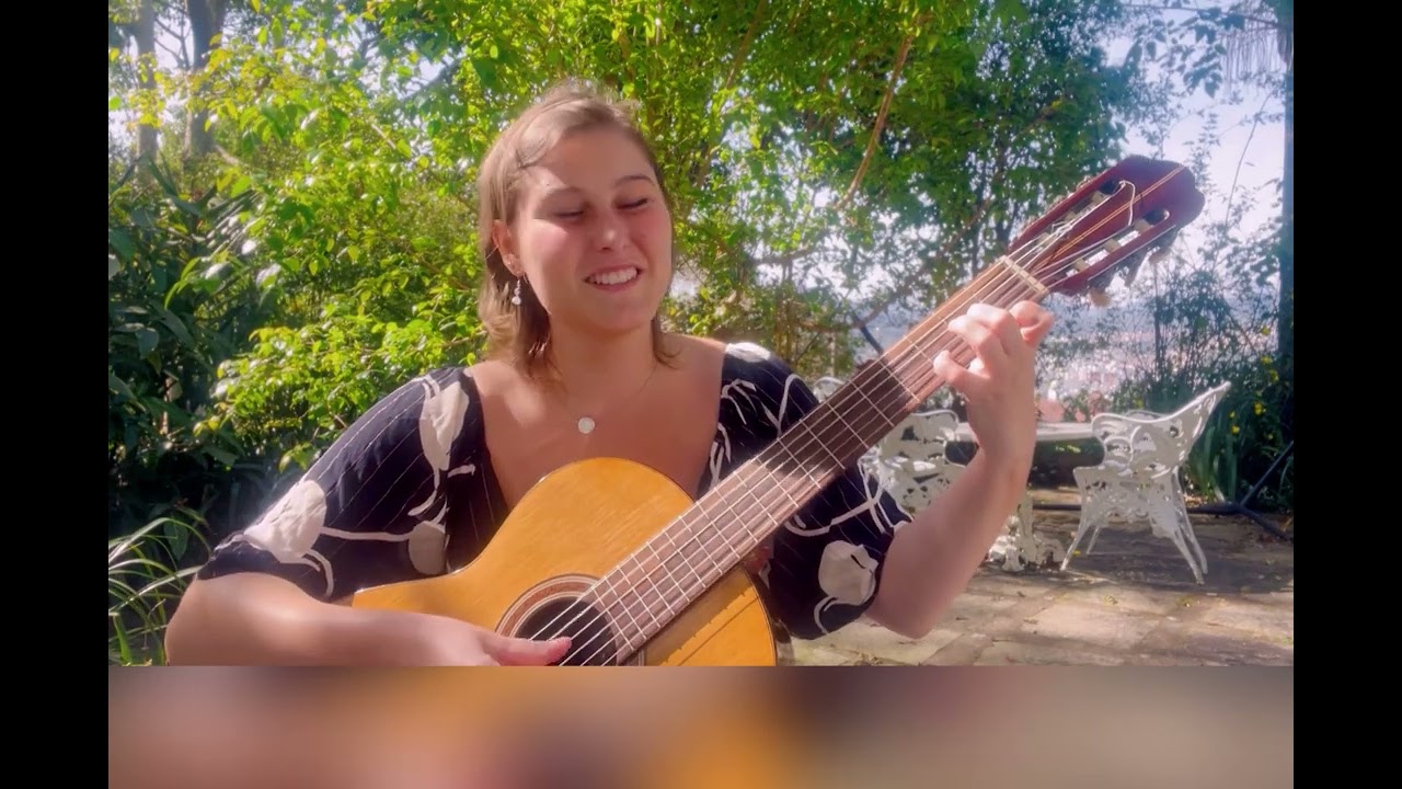 Flora Eça - Fadas, Cordas e Lendas