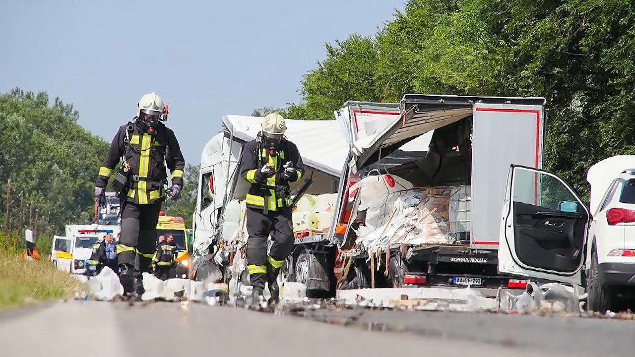 Tragikus tömegbaleset az 52-esen