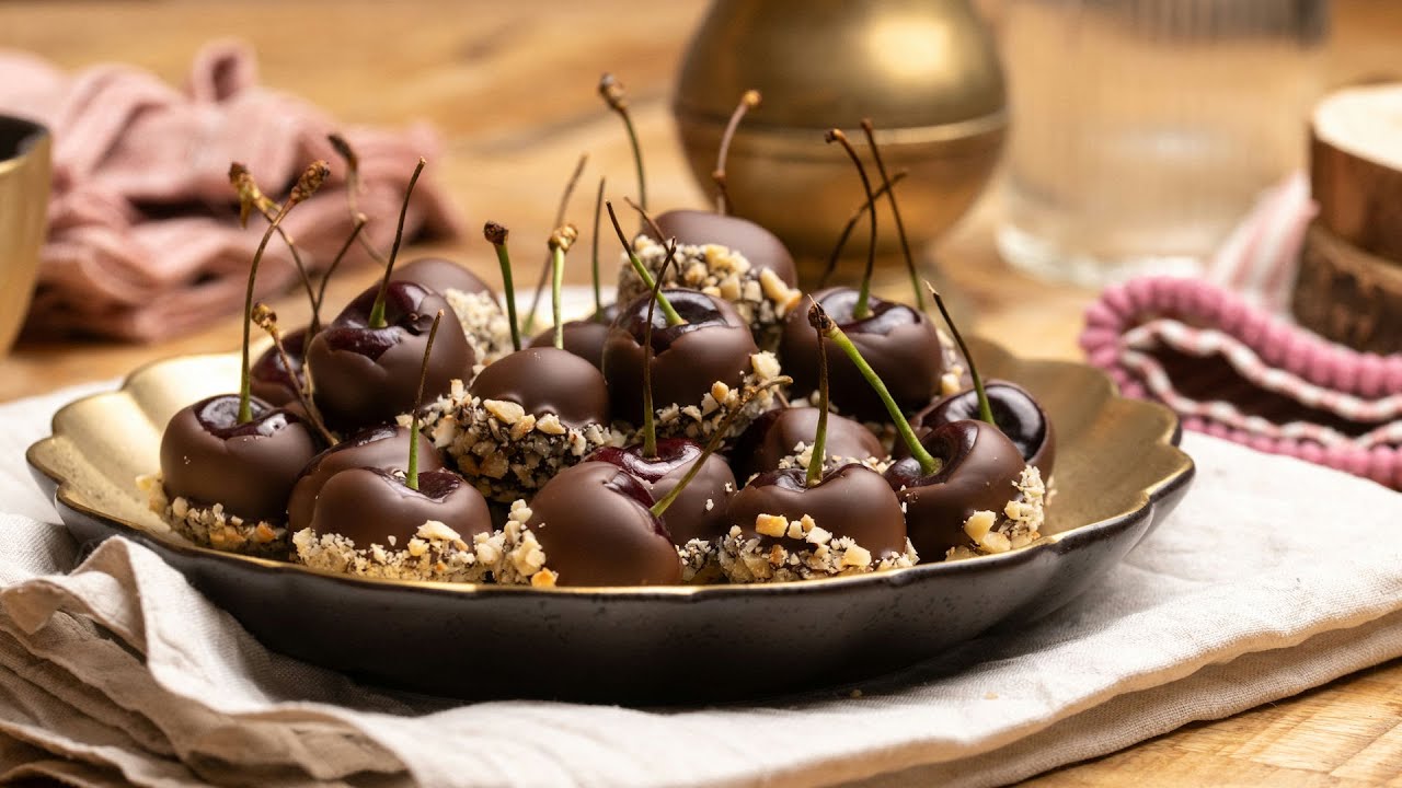 These 3-Ingredient Chocolate Covered Cherries Will Make Your Valentine Swoon