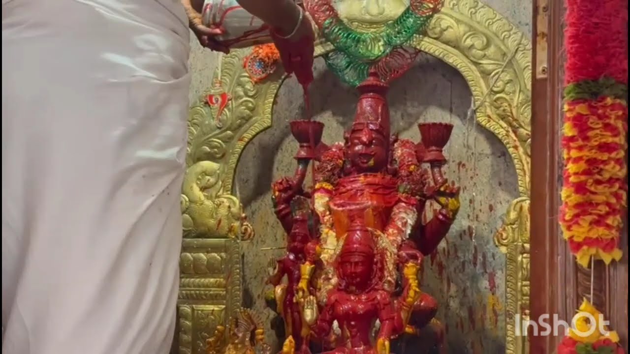 Eroju mana amrutalayam lo *MAHALAKSHMI* Jayanthi Spl abhishekam chosi tarinchandi💐💐💐#crazymom
