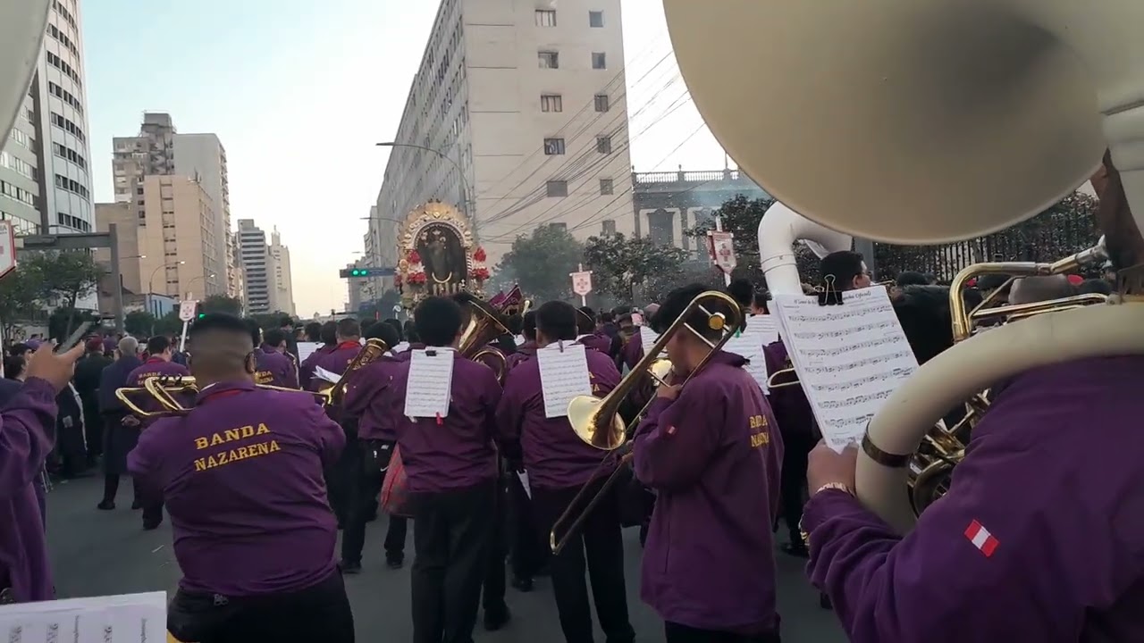 Primer recorrido procesional del señor de los milagros de nazarenas octubre 2025 parte 7