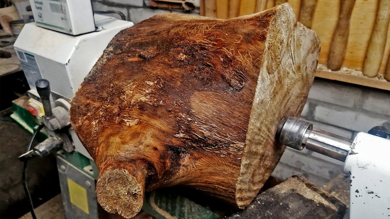 Woodturning - the Driftwood into a Large Barrel